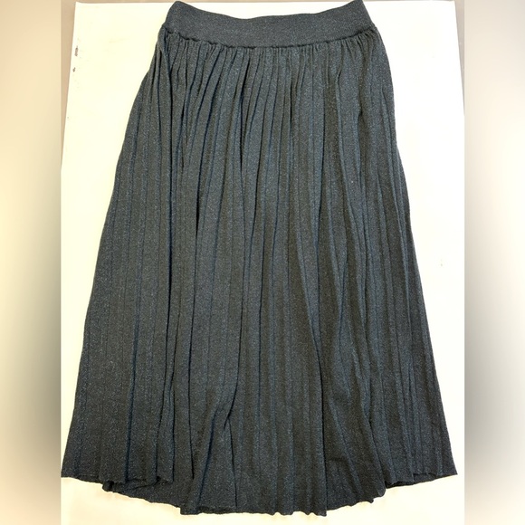 H&M pleated sparkle green stretchy elastic waist pull on knee length skirt XS - Picture 2 of 7